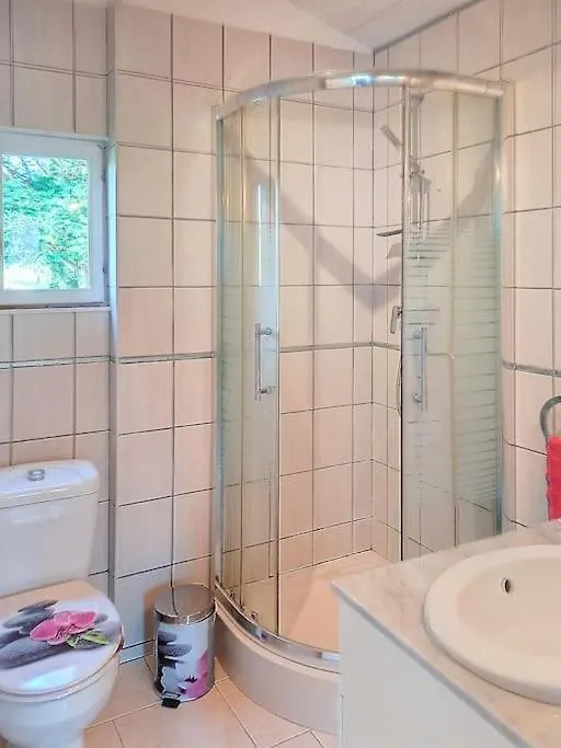 Chalet Cosy Avec Piscine En Campagne 康顿