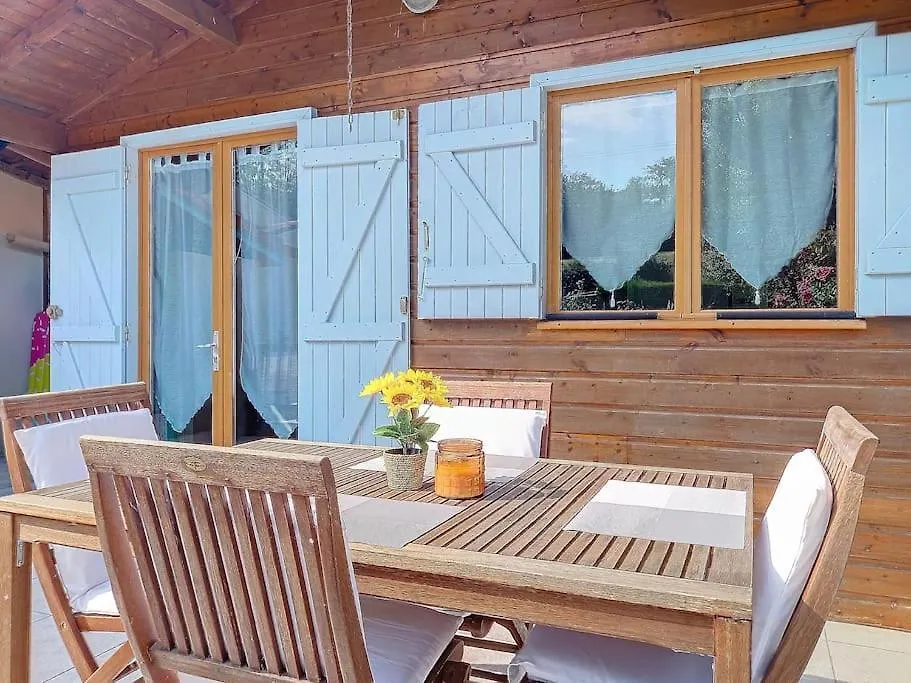 Chalet Cosy Avec Piscine En Campagne 康顿 0*,